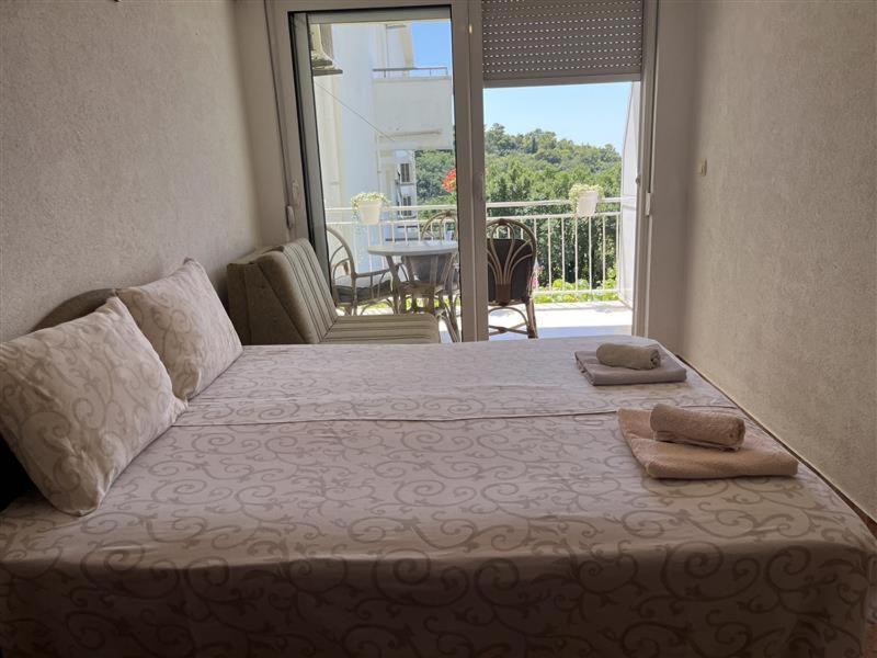 Apartmani Neda Bane Petrovac ภายนอก รูปภาพ