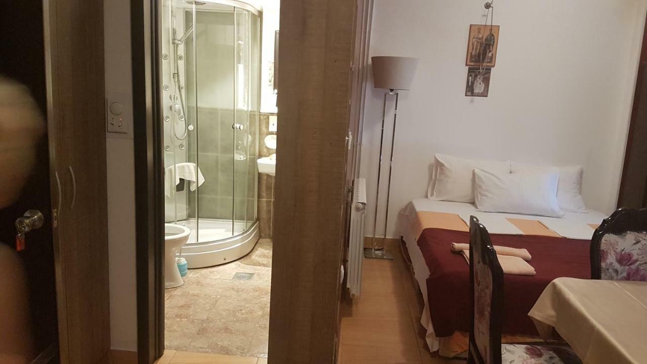 Apartmani Neda Bane Petrovac ภายนอก รูปภาพ