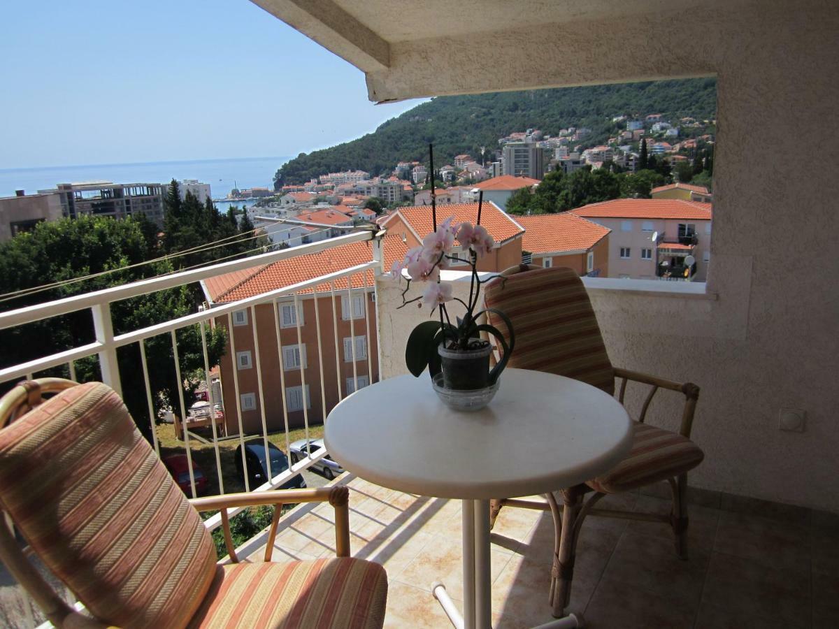 Apartmani Neda Bane Petrovac ภายนอก รูปภาพ
